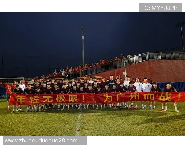 猜猜看，这些线索指的是哪位中国足球球星名字？挑战你的足球知识极限！